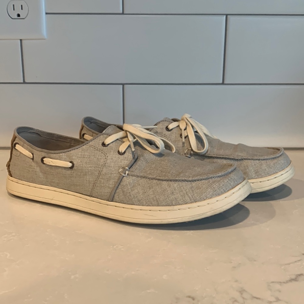 TOMS EUC Men’s Boat Shoes